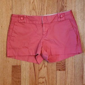 Banana Republic shorts in excellent condition with cute button details